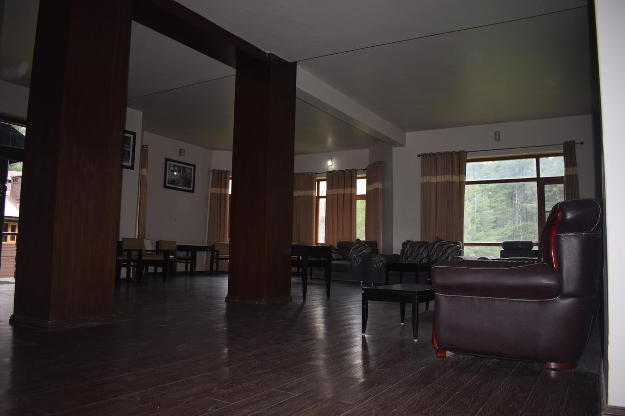 Aksa Resort Pahalgam Luaran gambar