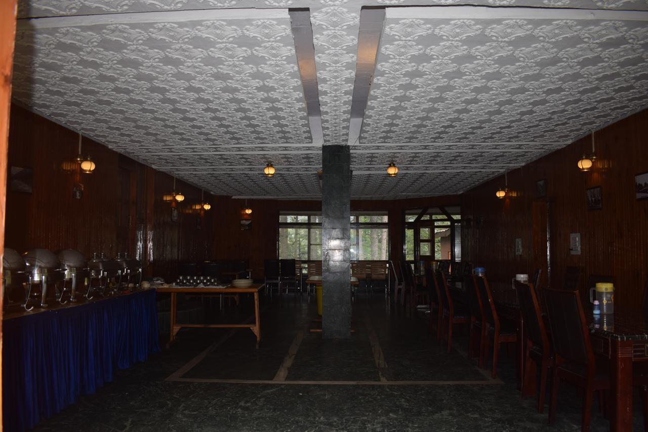 Aksa Resort Pahalgam Luaran gambar